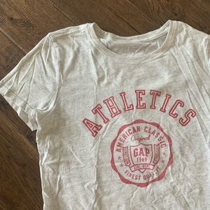 GAP athletics t-shirt